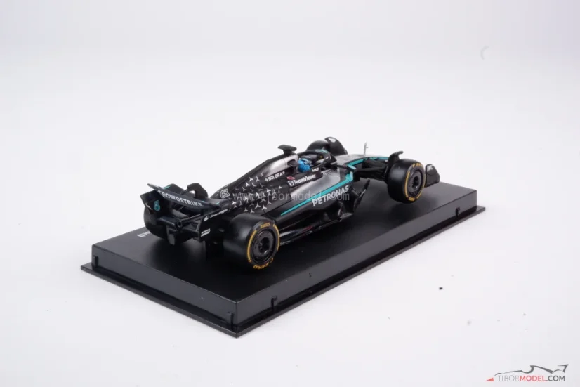 Mercedes W16 - George Russell (2025), 1:43 BBurago Signature