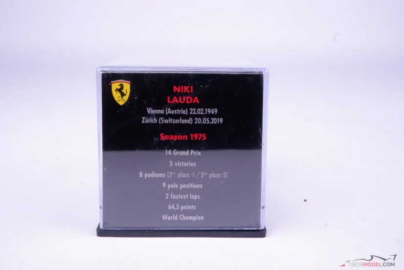 Niki Lauda 1975 Ferrari prilba, 1:5 Spark