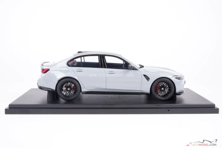 BMW M3 CS (2024) šedé, 1:18 GT Spirit