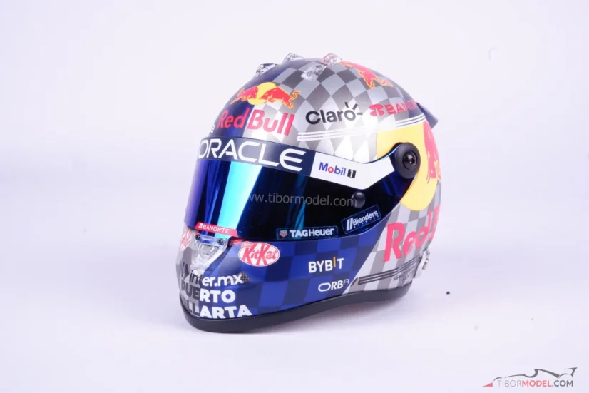 Sergio Perez 2024 Red Bull přilba, VC Velké Británie, 1:2 Schuberth