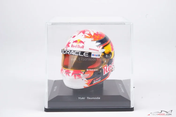 Yuki Tsunoda 2025 mini sisak, Red Bull, 1:5 Spark