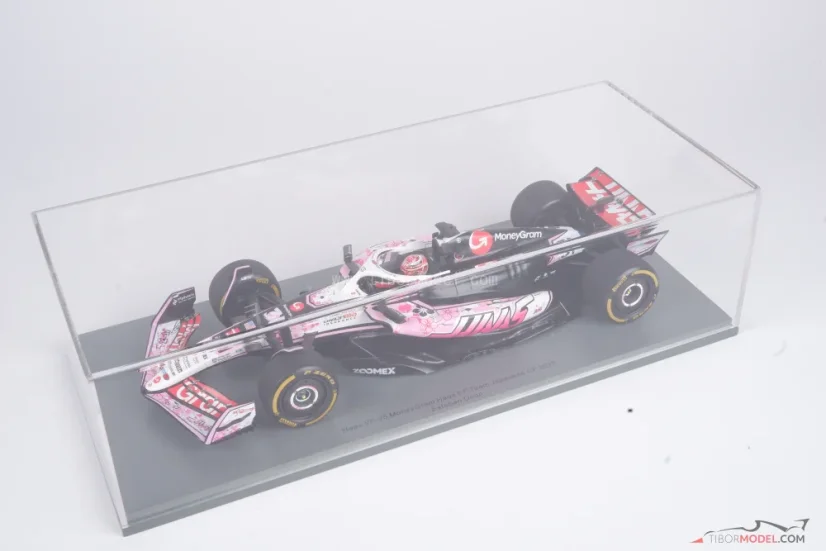 Haas VF-25 - Esteban Ocon (2025), VC Japonska, 1:18 Spark