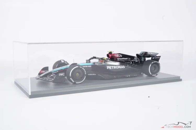 Mercedes W15 - Lewis Hamilton (2024), 1:18 Spark Mercedes W15 - Lewis Hamilton (2024), 1:18 Spark
