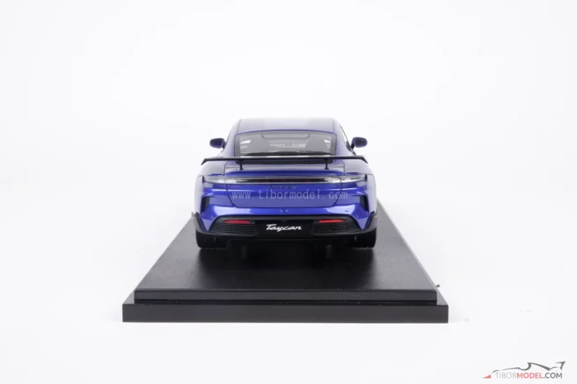 Porsche Taycan Turbo GT (2023) lila, 1:18 GT Spirit
