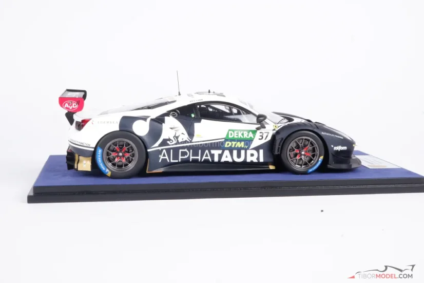 Ferrari 488 GT3 - Sebastien Loeb (2022), DTM, 1:18 Looksmart