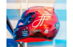 Carlos Sainz 2026 Brit Nagydíj mini sisak, Williams 1:5 Spark