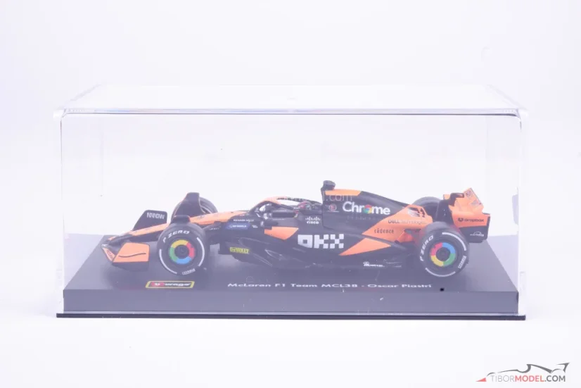 McLaren MCL38 - Oscar Piastri (2024), 1:43 BBurago Signature