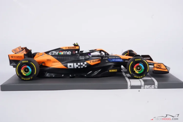 McLaren MCL38 - Lando Norris (2024), VC Maďarska, 1:18 Minichamps McLaren MCL38 - Lando Norris (2024), VC Maďarska, 1:18 Minichamps