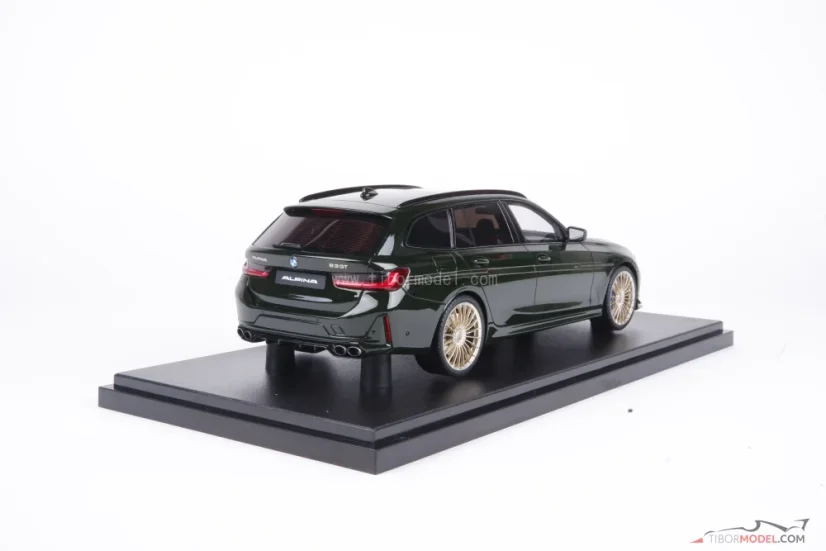 BMW Alpina B3 GT Touring (2025) zelené, 1:18 GT Spirit