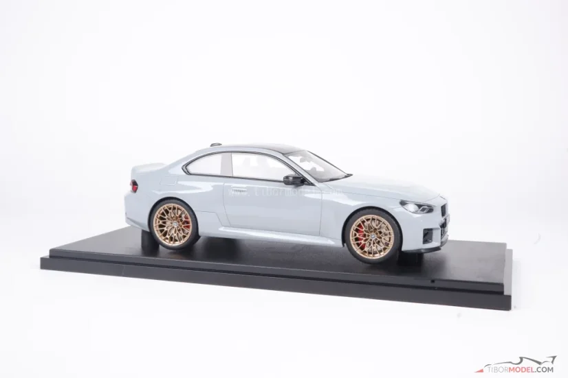 BMW M2 CS (2026) šedé, 1:18 GT Spirit
