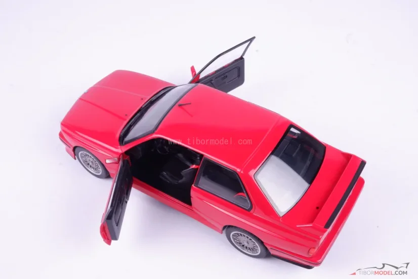 BMW E30 M3 (1986) red, 1:18 Solido