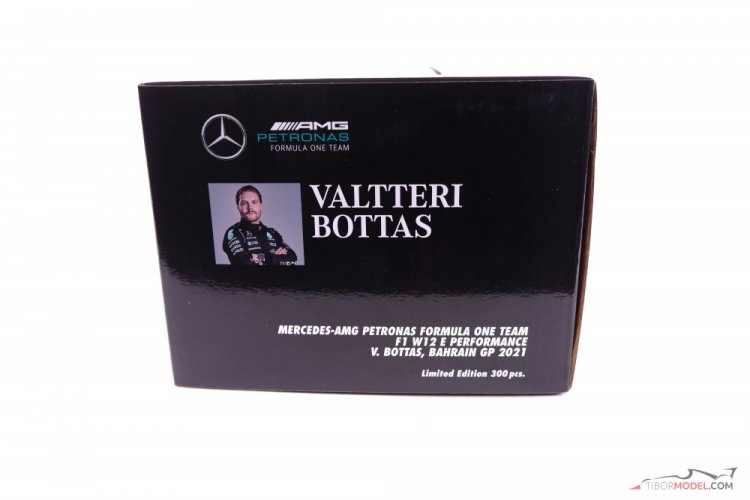 Mercedes W12 - V. Bottas (2021), Bahrajn, 1:18 Minichamps