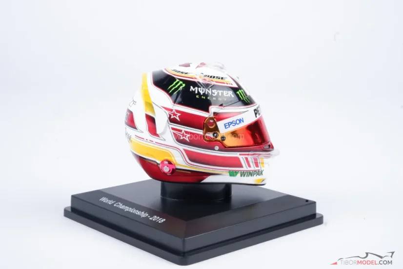 Lewis Hamilton 2018 World Champion, Mercedes helmet, 1:5 Spark