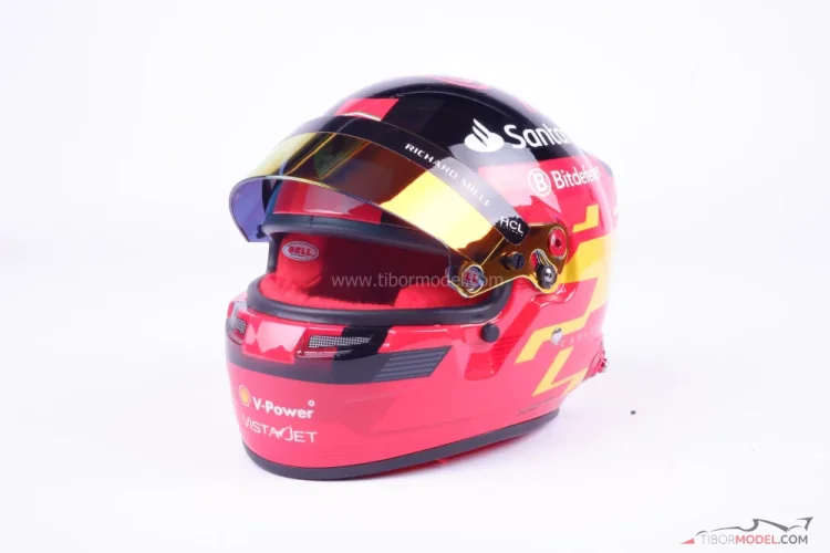 Carlos Sainz 2024 Ferrari přilba, 1:2 Bell