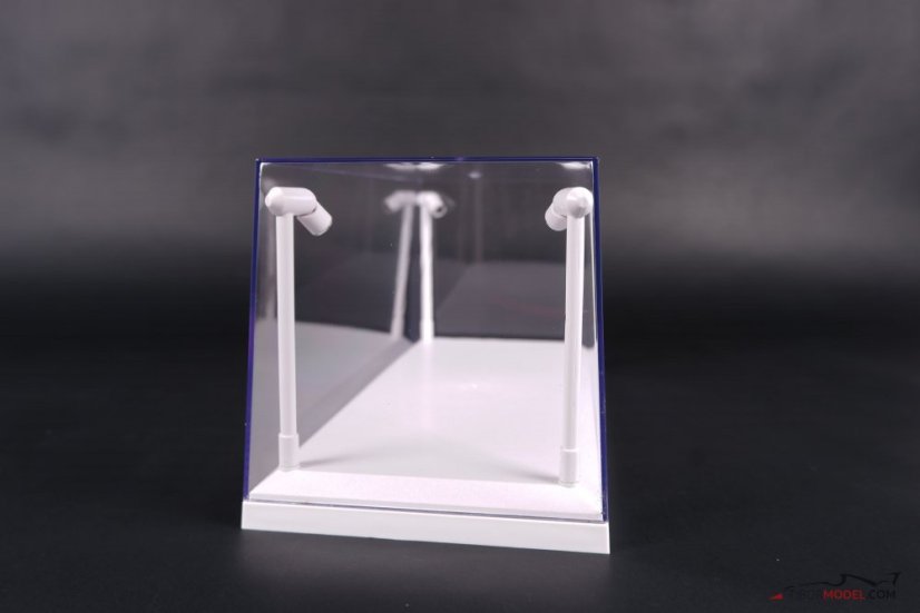 Showcase with LED lights for the 1:18 scale models