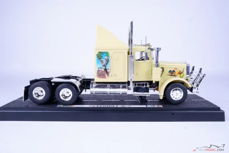 Model truck Peterbilt 359, 1:24 Rewell | Tibormodel.com