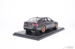 BMW M5 CS F90 (2021) šedé, 1:18 GT Spirit