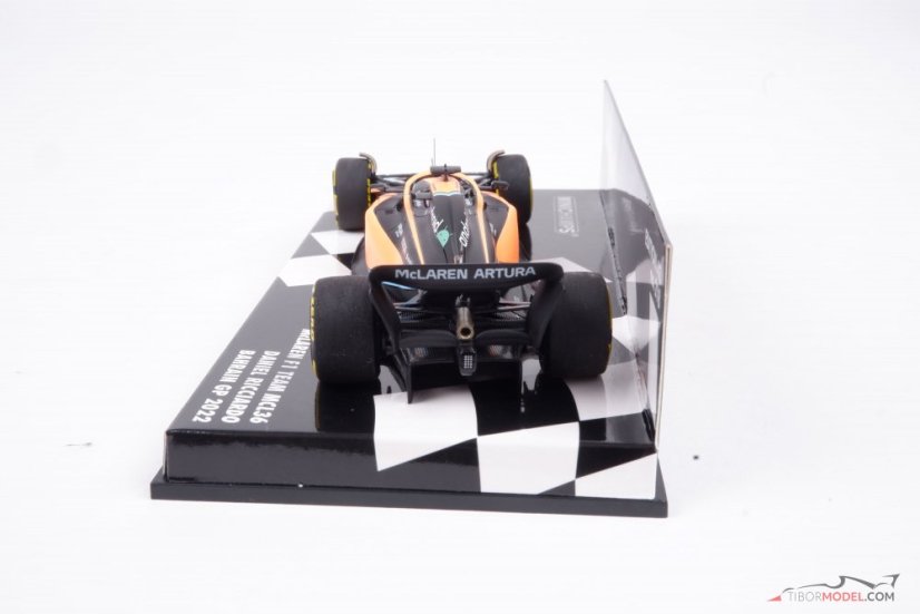 McLaren MCL36 - Daniel Ricciardo (2022), 1:43 Minichamps
