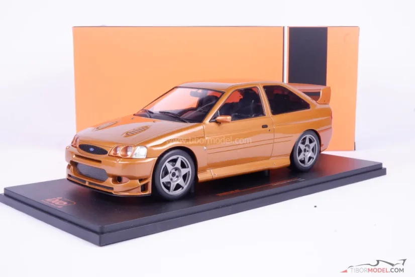 Ford Escort RS Custom (1998) bronz, 1:18 Ixo
