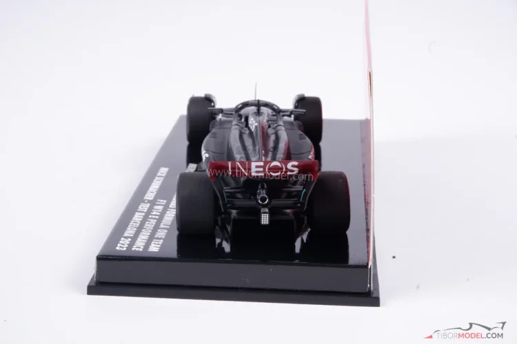 Mercedes W14 - Mick Schumacher (2023), gumiteszt, 1:43 Minichamps