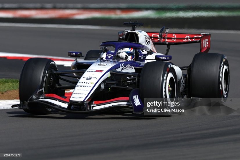 Cadillac MAC-26 - Sergio Perez (2026), VC Veľkej Británie, 1:43 Minichamps