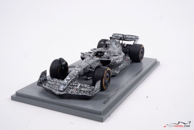 Alfa Romeo C42 - R. Kubica (2022), předsezónní testy, 1:43 Spark
