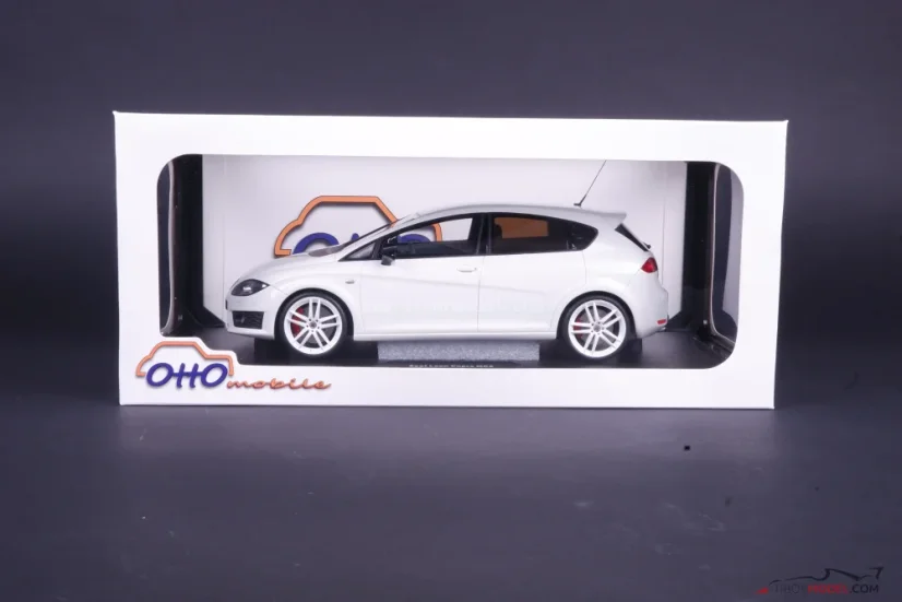 Seat Leon MK2 Cupra R (2010) biely, 1:18 Ottomobile