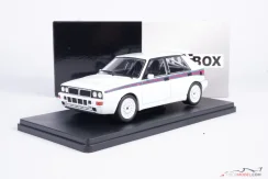 Lancia Delta Integrale 16V (1989) bílá, 1:24 Whitebox