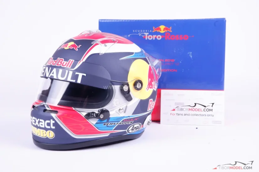 Max Verstappen 2015 Toro Rosso, mini helmet, 1:2 Arai