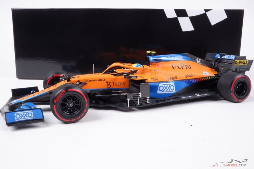 McLaren MCL35M - L. Norris (2021), Pole Position Russian GP, 1:18 Minichamps