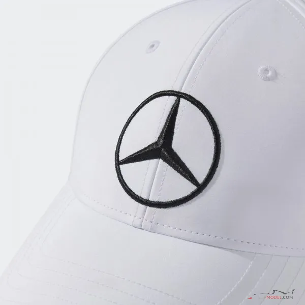 Mercedes AMG Petronas sapka 2025, fehér