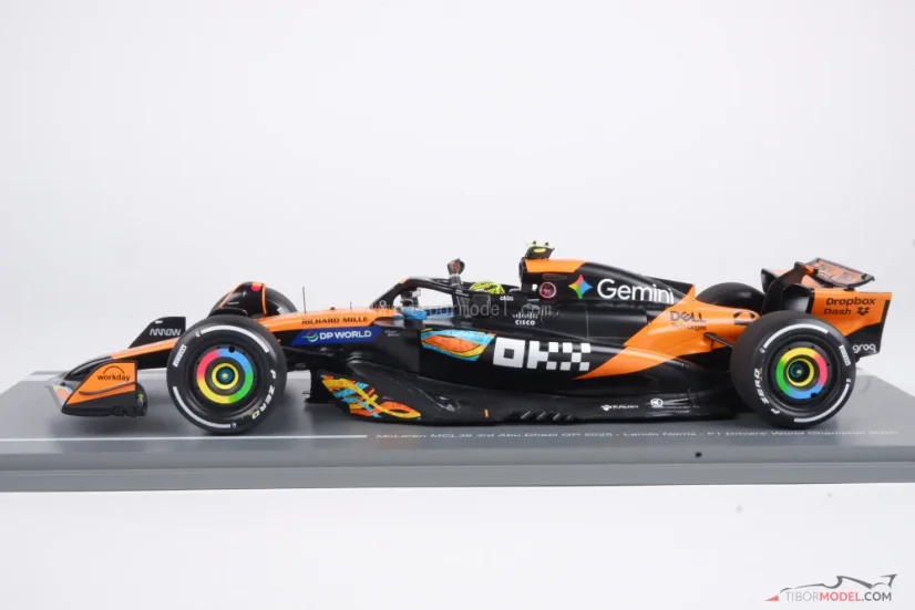 McLaren MCL39 - Lando Norris (2025), Majster Sveta, 1:18 Spark