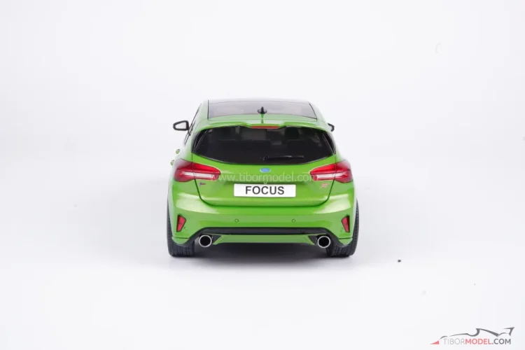 Ford Focus ST (2022) green, 1:18 MCG