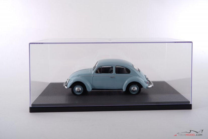 Vitrína pro modely měřítka 1:24, Triple9