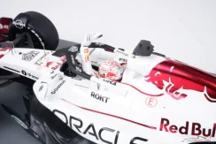Red Bull RB21 - Max Verstappen (2025), Japanese GP, 1:18 Spark