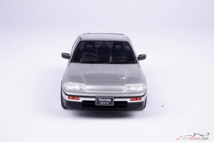 Honda CR-X RHD (1987), ezüst, 1:24 Whitebox