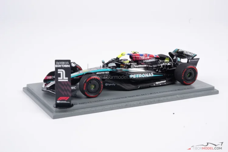 Mercedes  W15 - Lewis Hamilton (2024), VC Velké Británie, 1:43 Spark