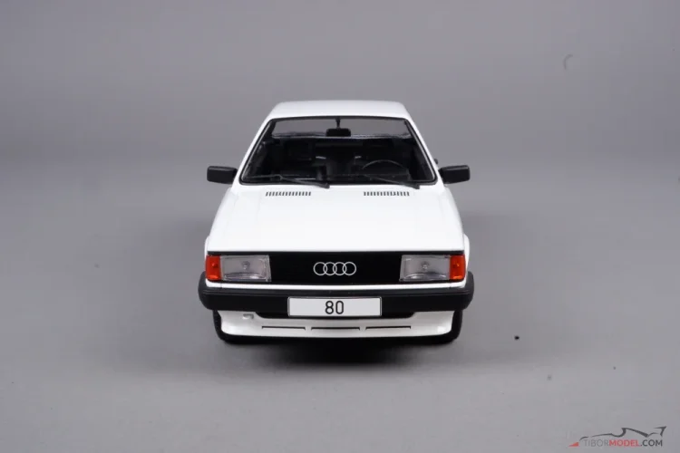 Audi 80 GTE B2 (1978) biele, 1:18 MCG