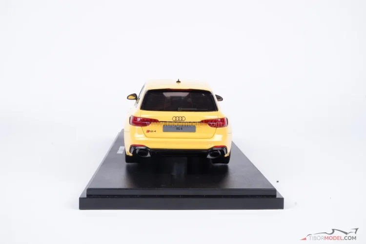 Audi RS4 Avant (2024) žlté, 1:18 GT Spirit Audi RS4 Avant (2024) žlté, 1:18 GT Spirit