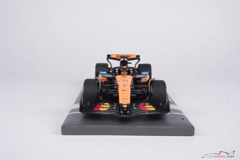 McLaren MCL39 - Oscar Piastri (2025), Winner Chinese GP, 1:18 Minichamps