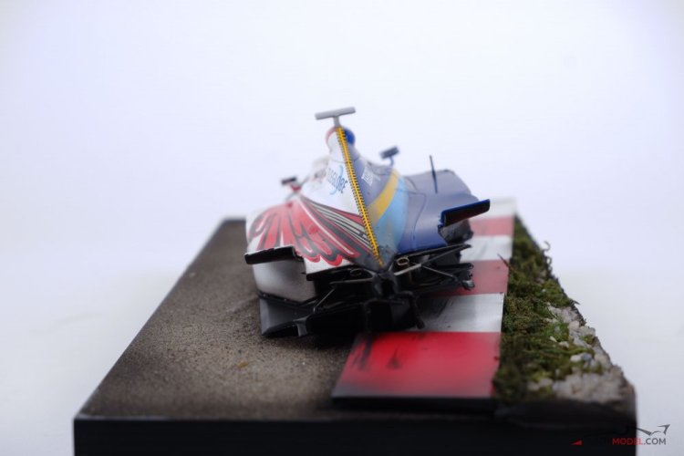 BAR 01 - R. Zonta 1999, nehoda Spa, 1:18