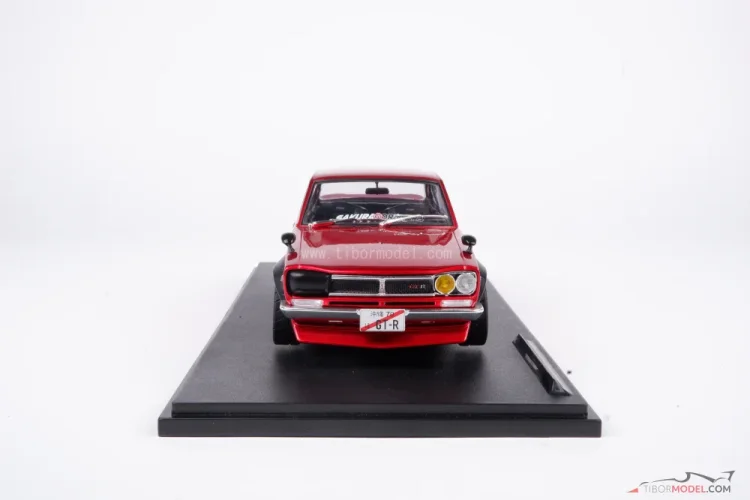 Nissan Skyline C10 Hakosuka (1970) piros, 1:18 Solido