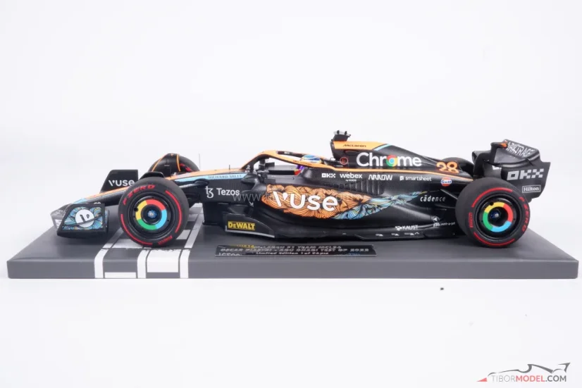 McLaren MCL36 - Oscar Piastri (2022), testy Abu Dhabi, 1:18 Minichamps