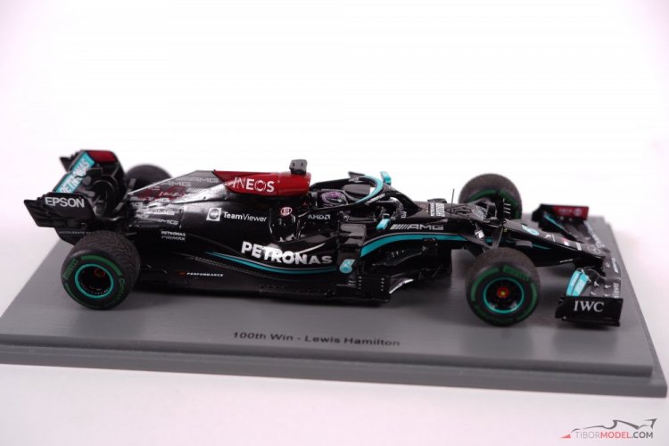 Mercedes W12 - L. Hamilton (2021), 1. hely Orosz Nagydíj, 1:43 Spark