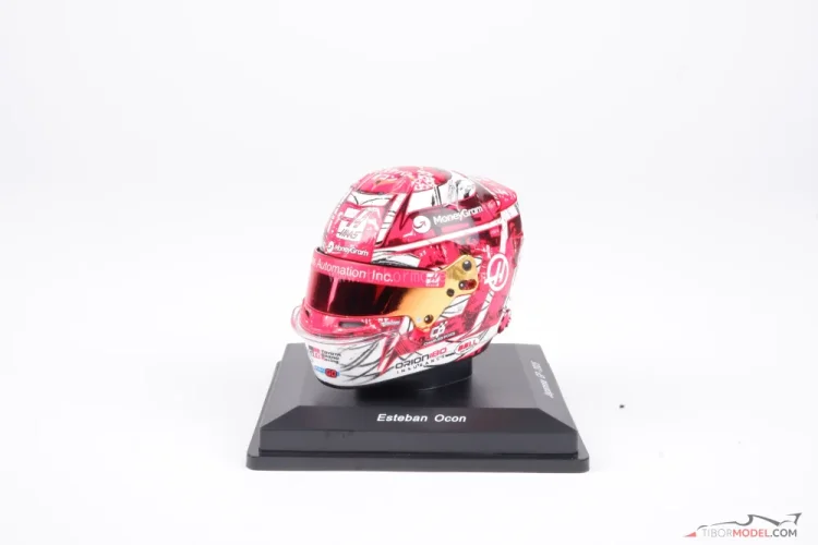 Esteban Ocon 2025 VC Japonska mini přilba, Haas F1 Team, 1:5 Spark