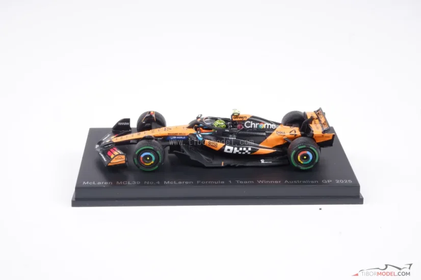 McLaren MCL39 - Lando Norris (2025) VC Austrálie, 1:64 Spark