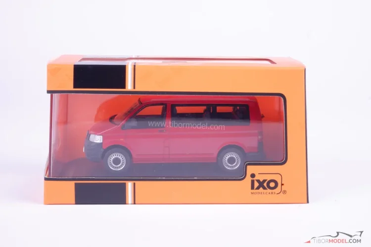 Volkswagen Transporter T5 TDI piros (2003), 1:43 Ixo