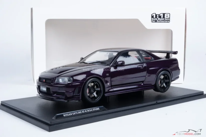 Nissan Skyline GT-R (1999) fialový, 1:18 Solido