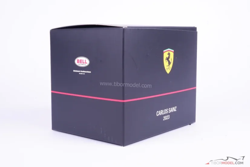 Carlos Sainz 2023 Ferrari helmet, 1:2 Bell