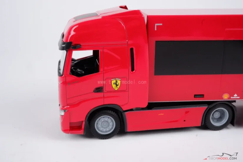 Iveco S-Way 570 - tímový kamión Scuderia Ferrari 2024, 1:43 Bburago